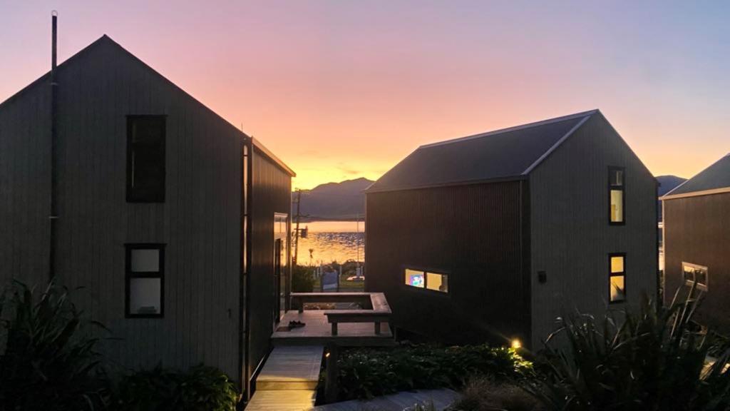 Lake Ferry Villa Accommodation at Sunset