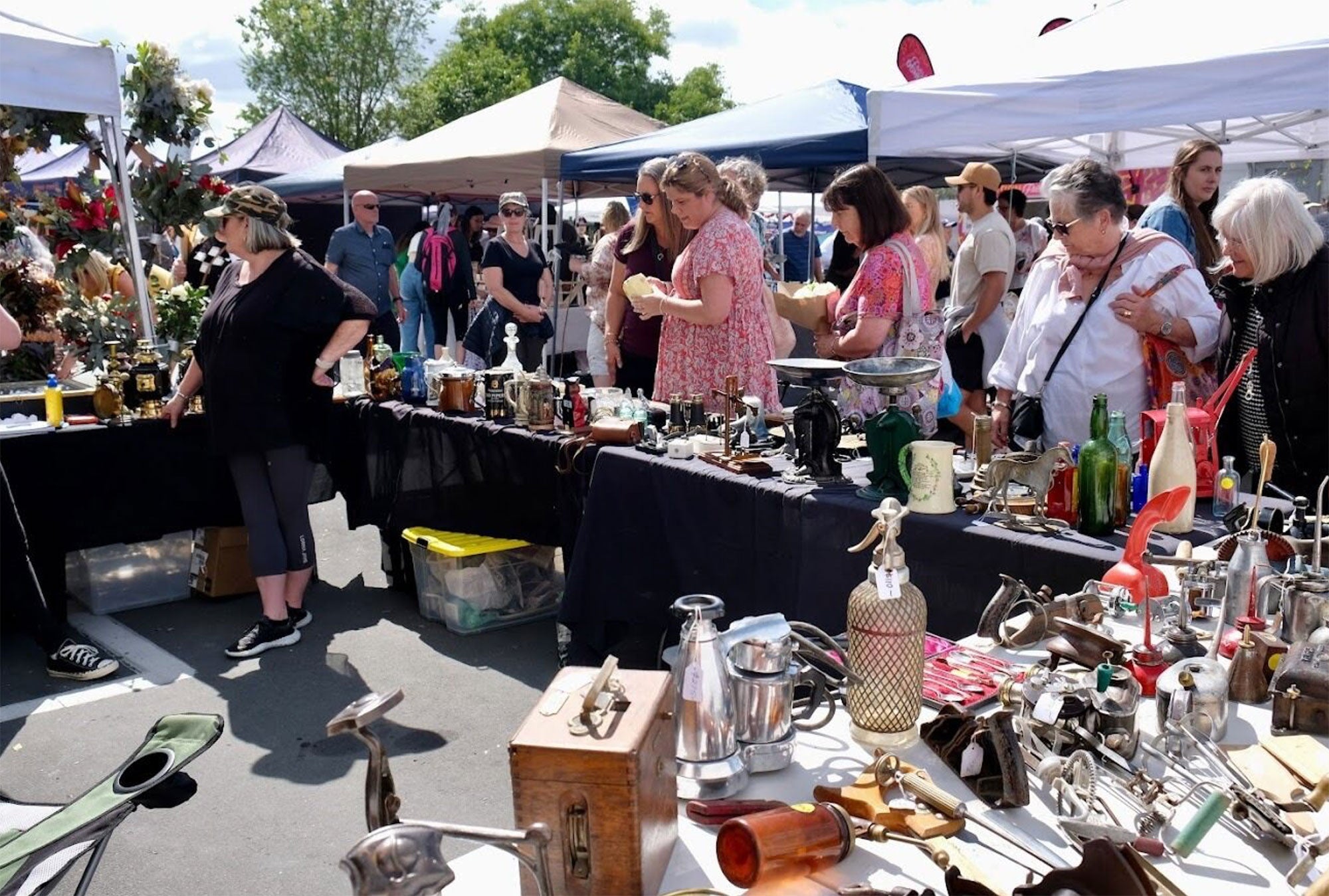 ladies shopping at fair