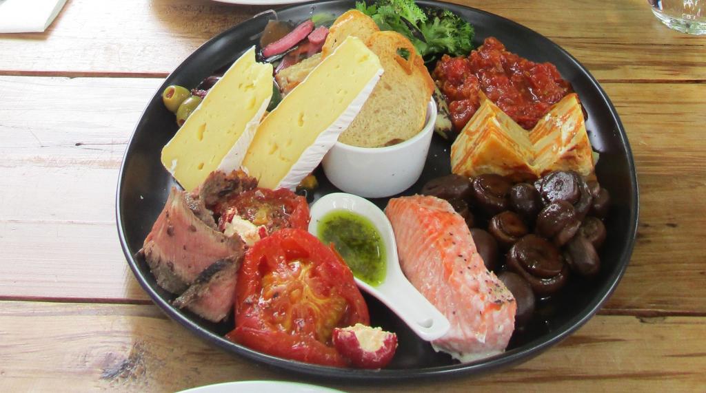 Poppies lunch platter