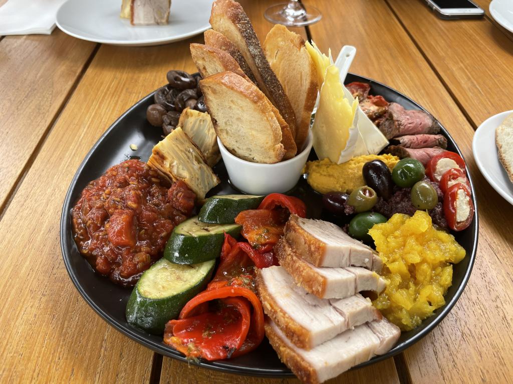 The beautiful platter lunch featuring local produce at Poppies Martinborough.