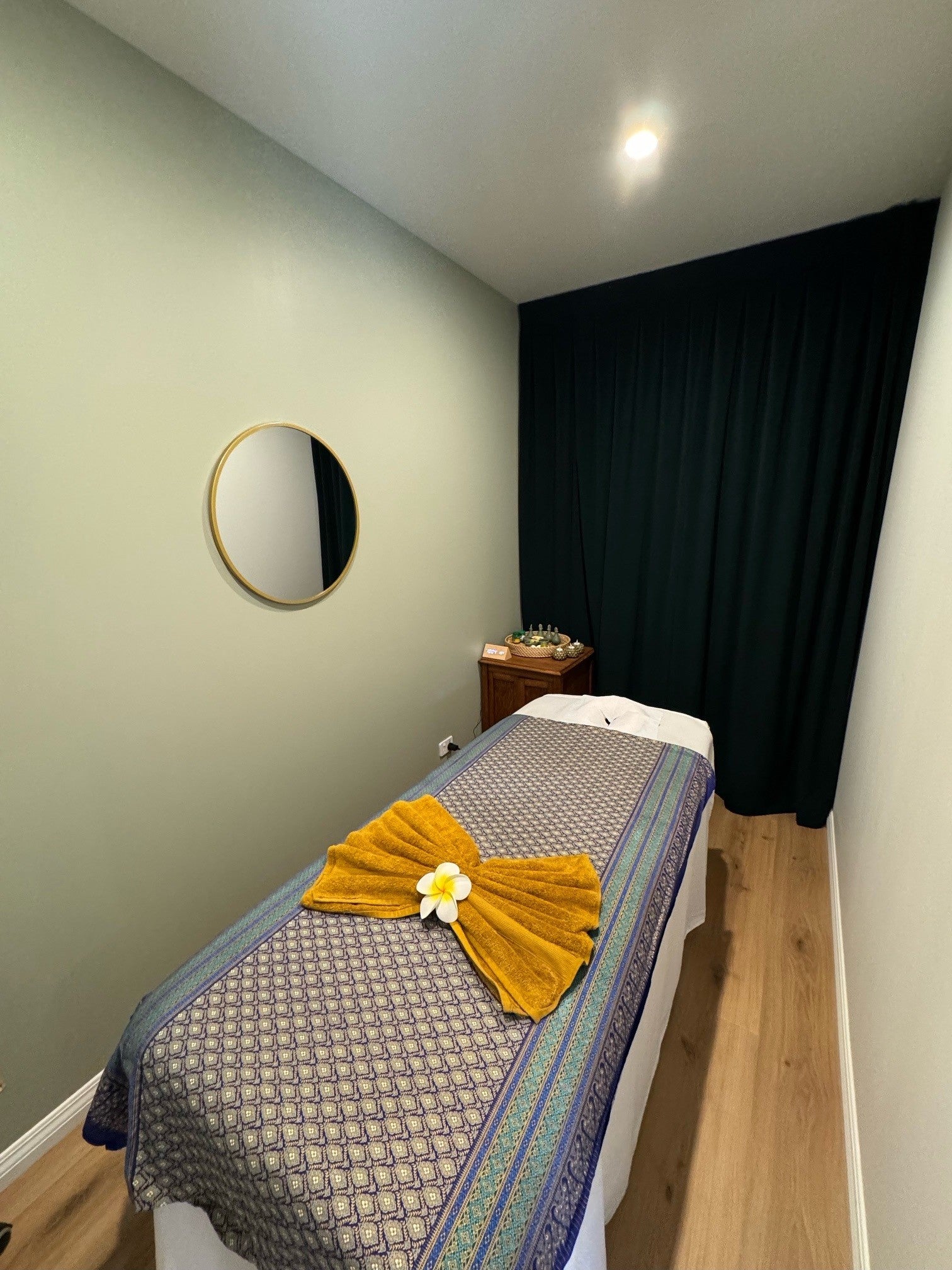 Massage room 