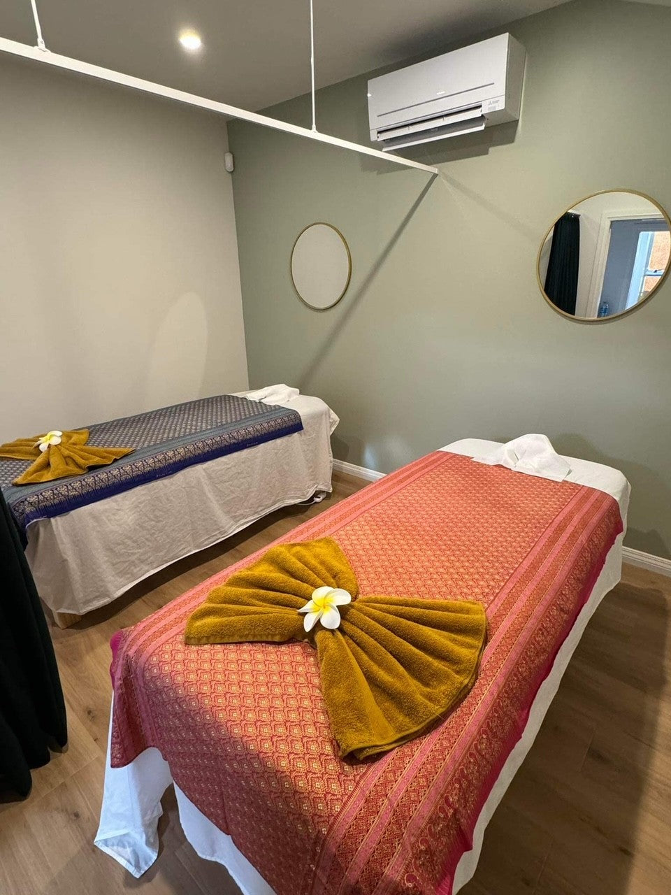 Massage room 