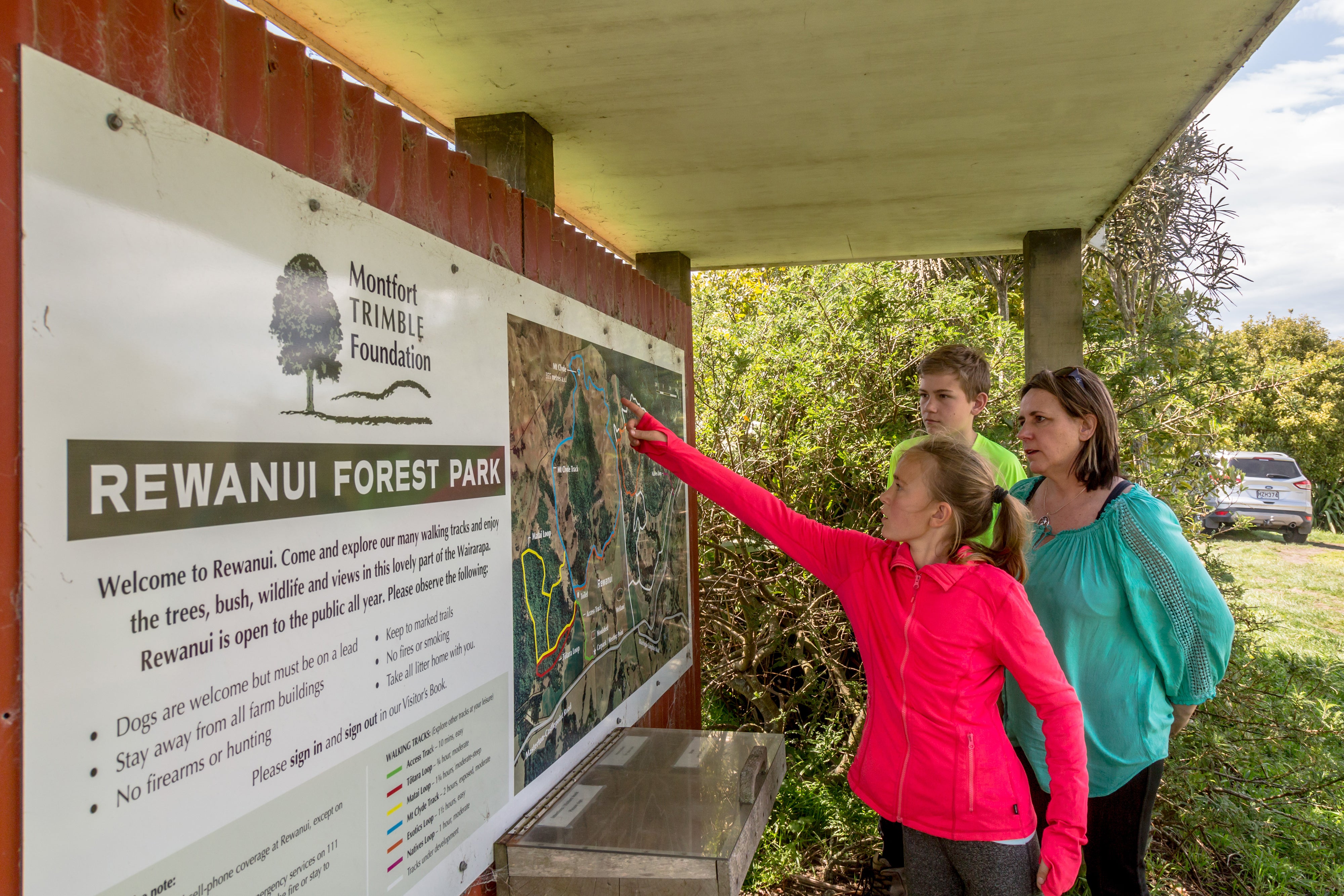 Family viewing map of walks 