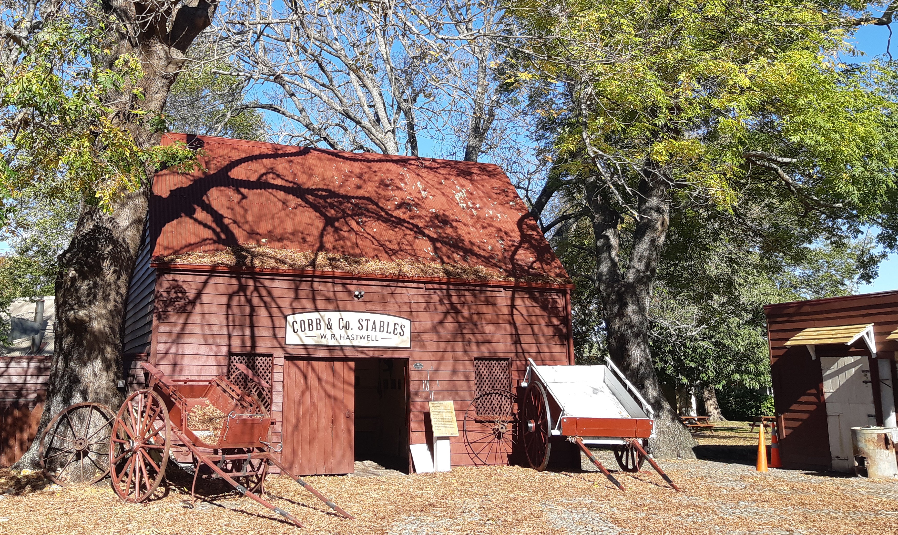 Original stables for Cobb & Co's services.