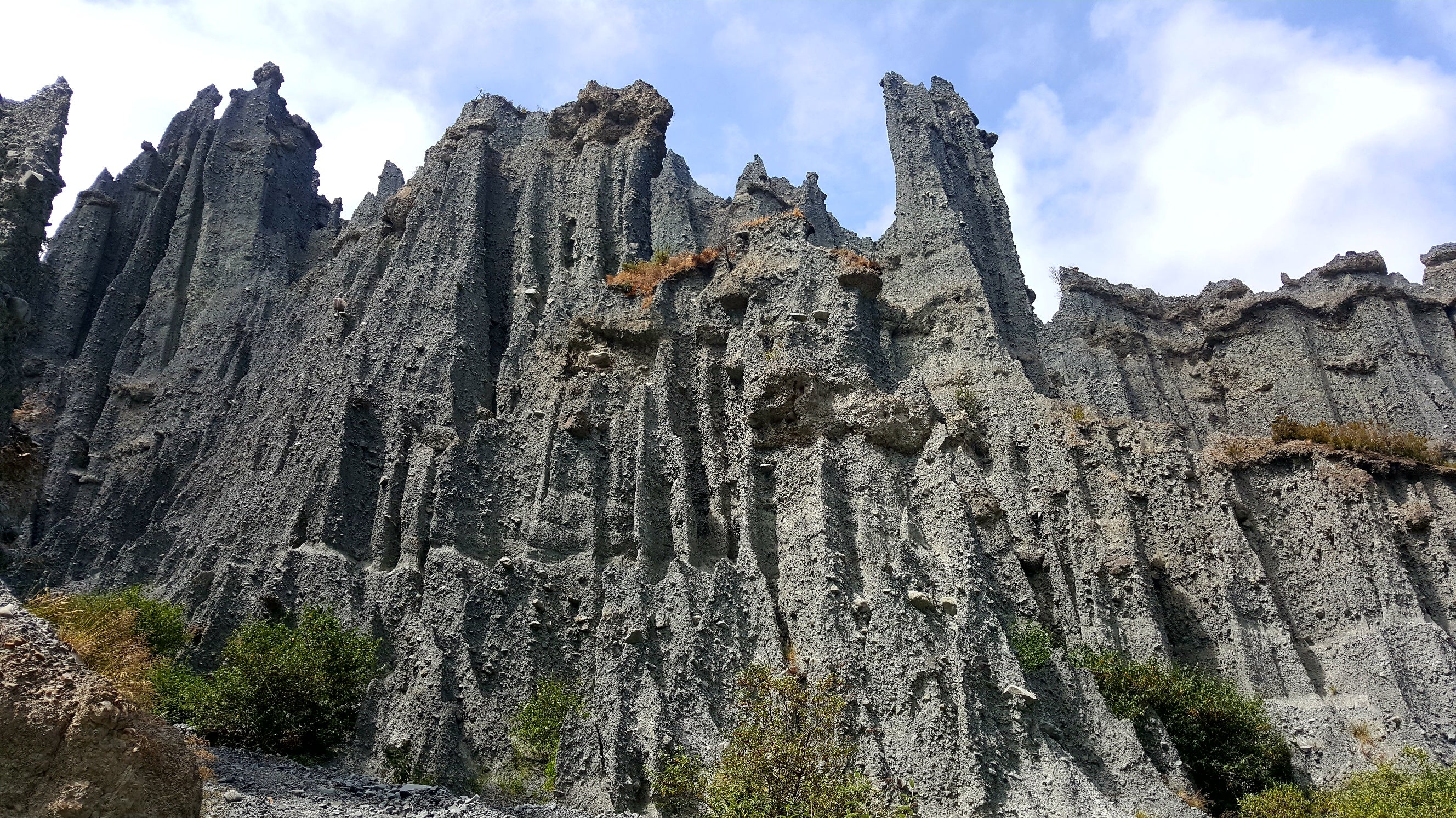 View of rock formations 