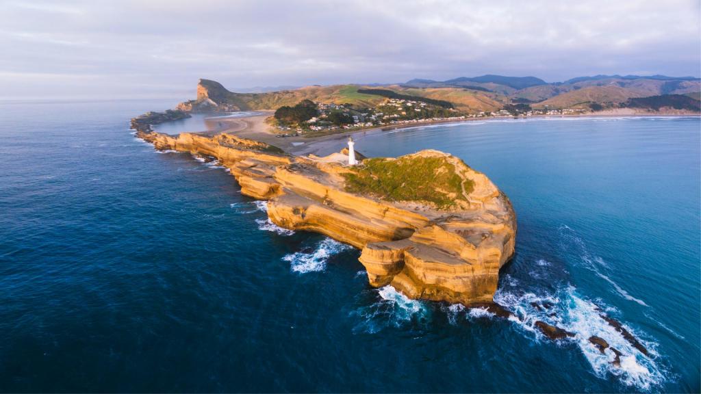 Castlepoint Lighthouse & Rock