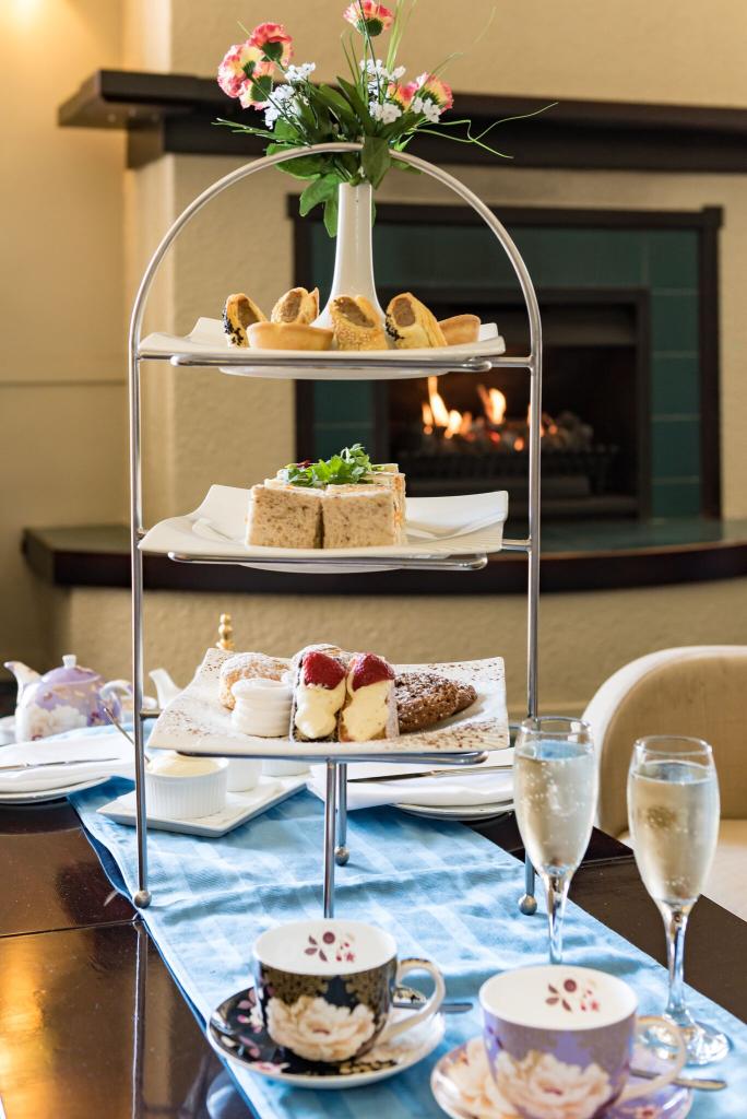 High Tea in the lower lounge