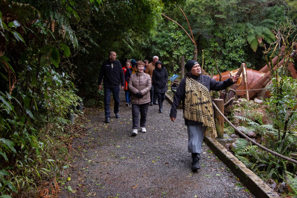 Te Hīkoi o Pūkaha cultural tour.